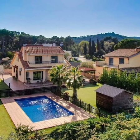 Luxury Villa Near The Sea Сант-Антоні-ді-Калонже Екстер'єр фото